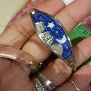 GENUINE AUTHENTIC SOLID MEXICAN STERLING SILVER BANGLE mother or pearl inlay
